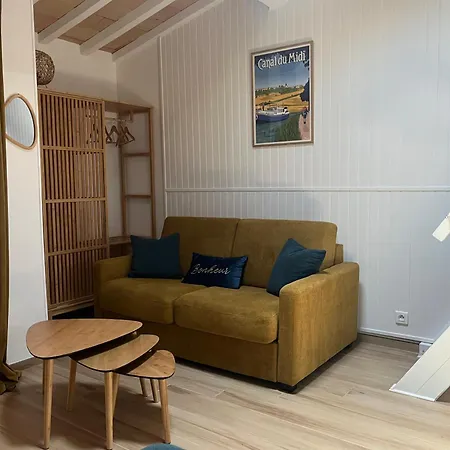 La Maison De Claire Nyaraló