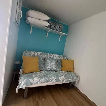 La Maison De Claire Nyaraló *